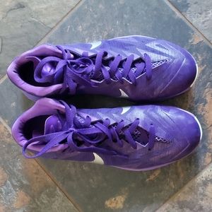 Nike basketball shoes, mens 7.5